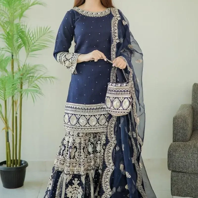 HASEENS ANCHAL - UNSTITCHED 3 PIECE - Full Embroidered